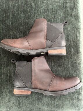 Sorel Women’s Emelie Chelsea waterproof ankle boots